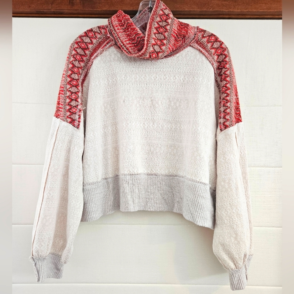 We the Free At the Lodge Cowl Neck Top, Sz. S*